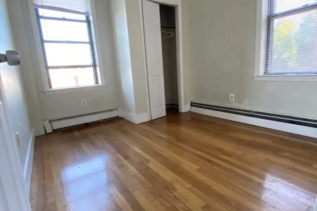 15 Park Vale Ave unit 7 - View 6