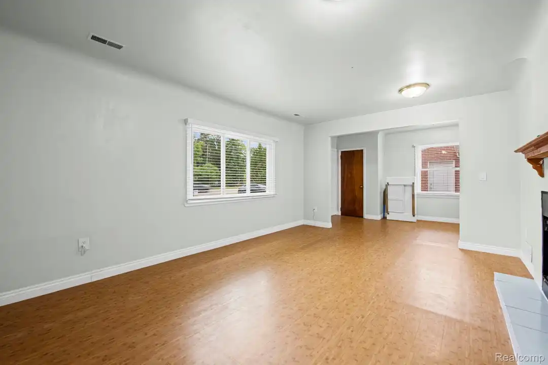 4165 Crooks Rd - View 6