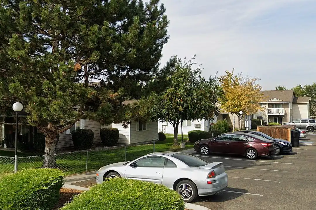 1181 Grandridge Rd unit 101 - View 2