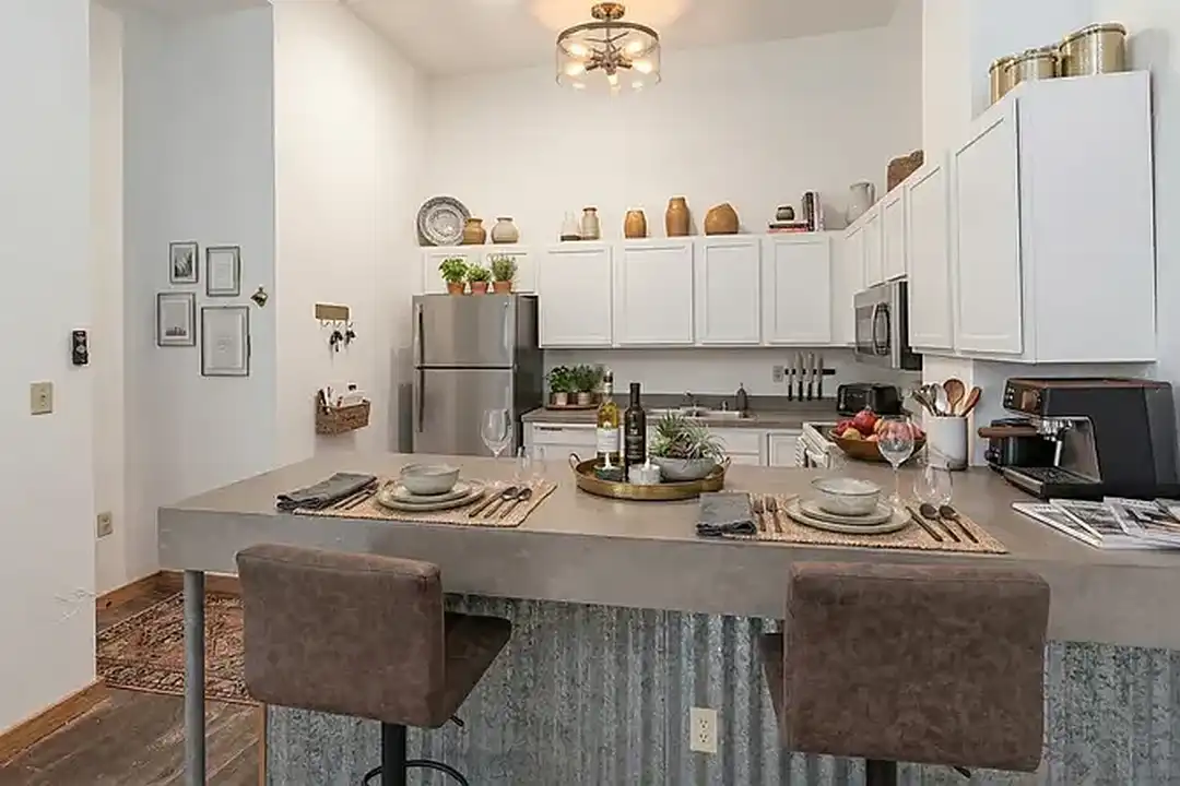 5000 Sanger Ave, Waco – photo 1 of 32