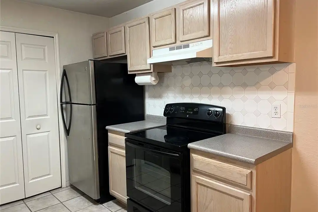 8915 Latrec Ave #2201 – pohled 6