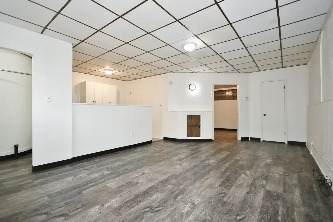 Apartment in Pittsburgh - View 5