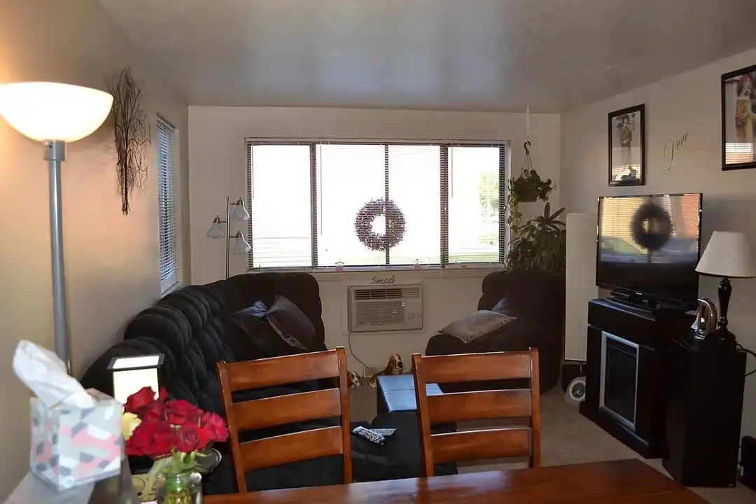 Willo Vu Apartments of Eastlake – photo 1 of 69