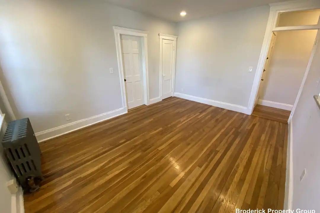 288 Chestnut Hill Ave unit 3 – pohled 2