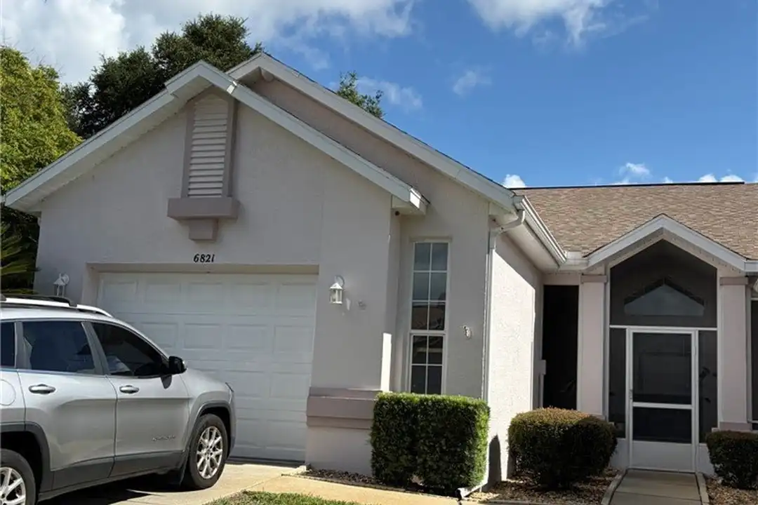 6821 E Queensbury Ln – photo 1