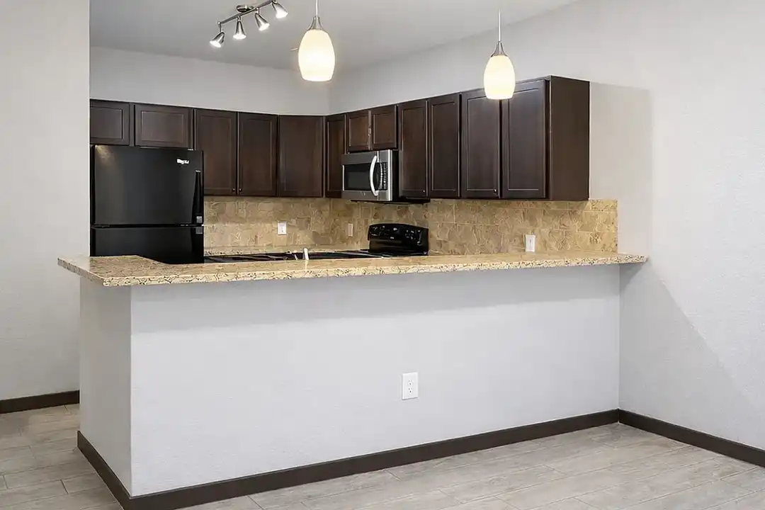 Enclave Apartments - Pamja 2