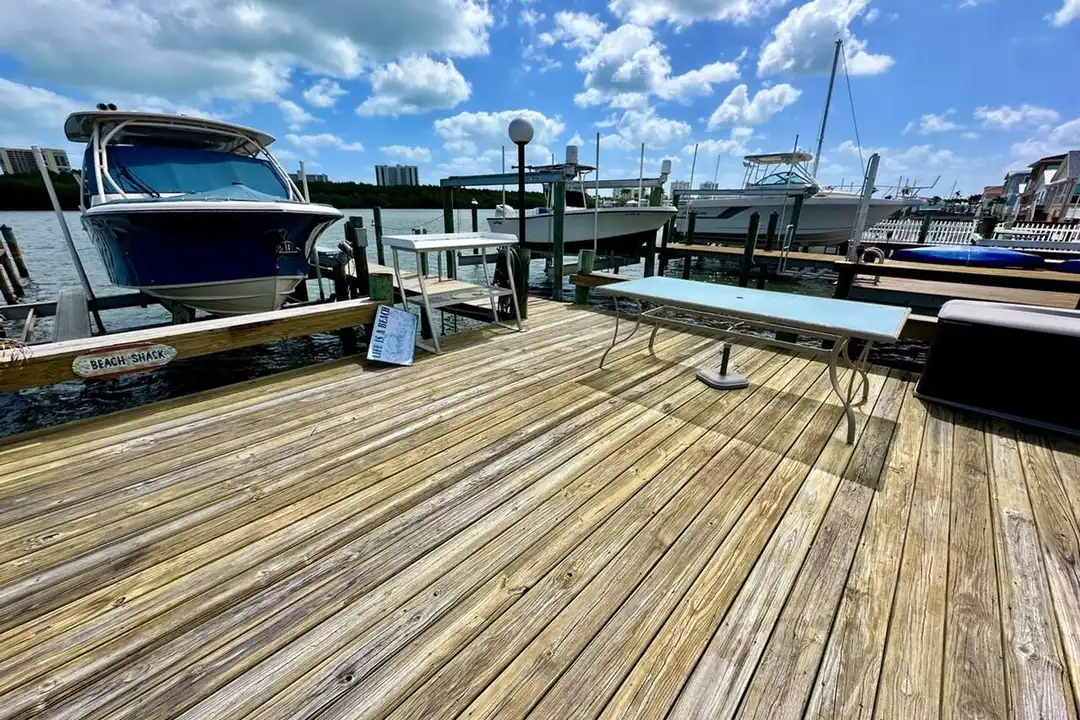 404 Nettles Blvd unit 1537518P - More