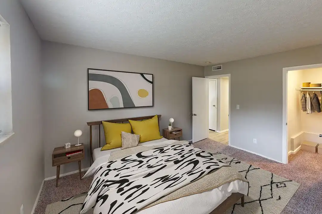 Apartment in Louisville, Jefferson - More