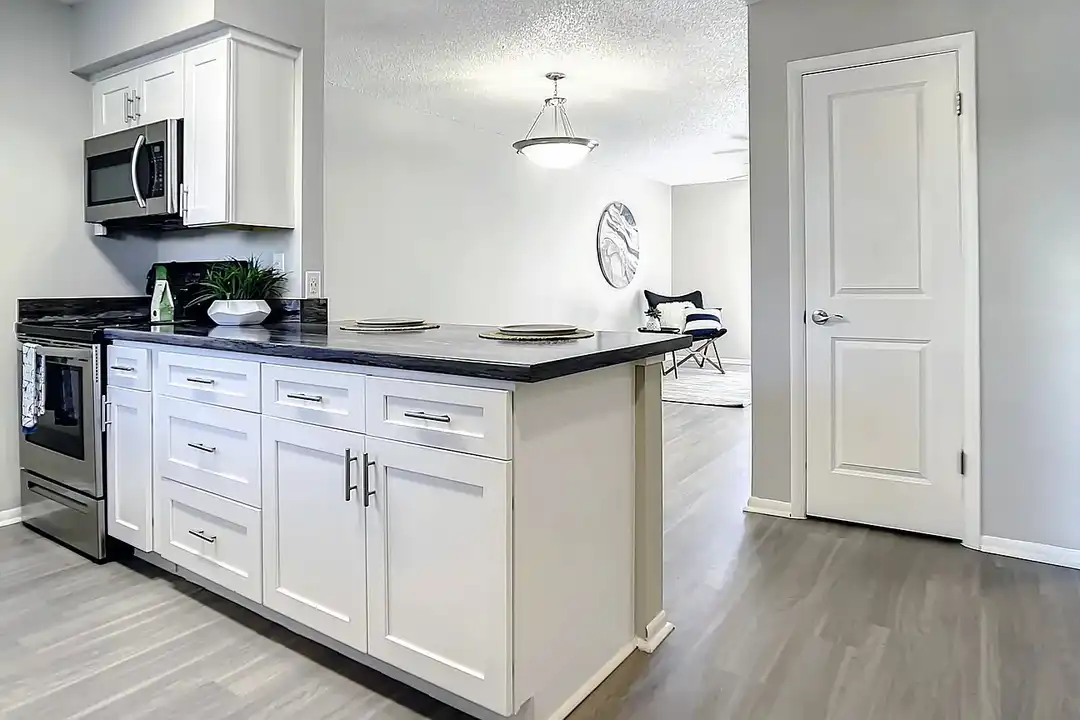 Slate Luxury Apartments - View 4