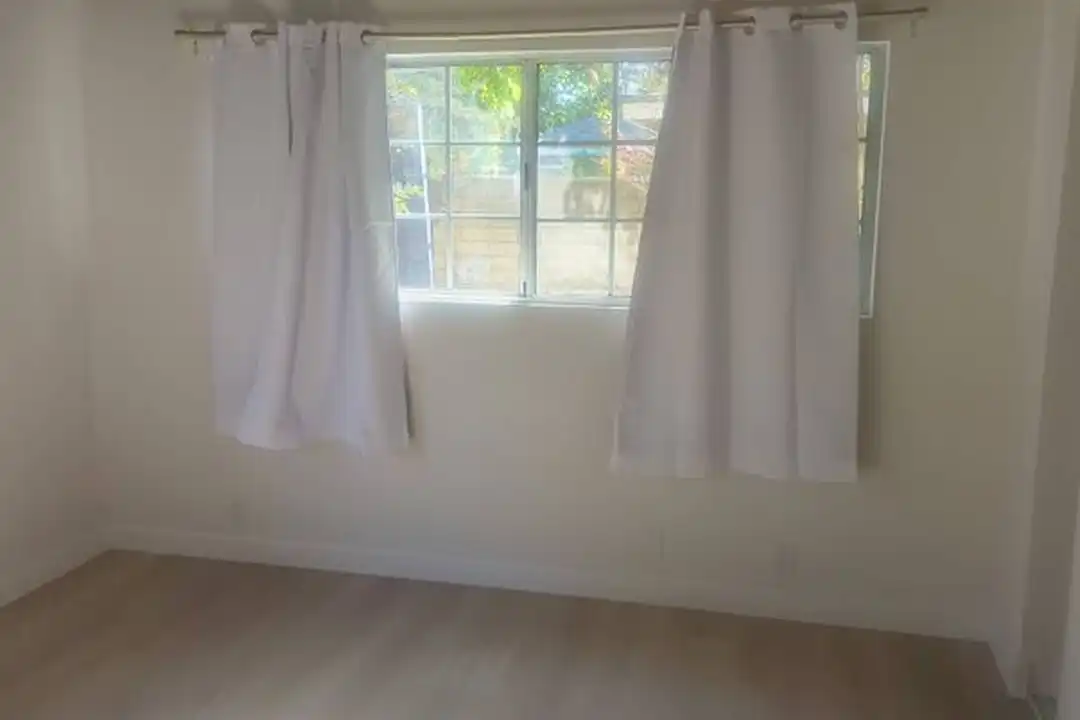 37 W Sierra Madre Blvd - View 2