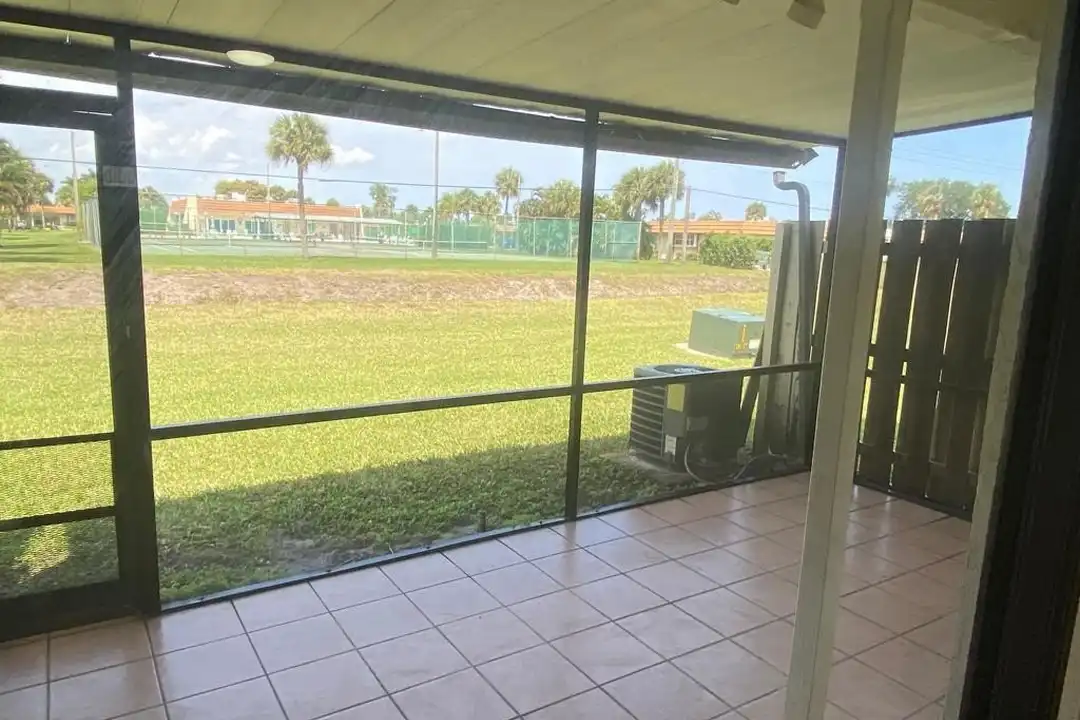 4901 Pier Dr - View 5