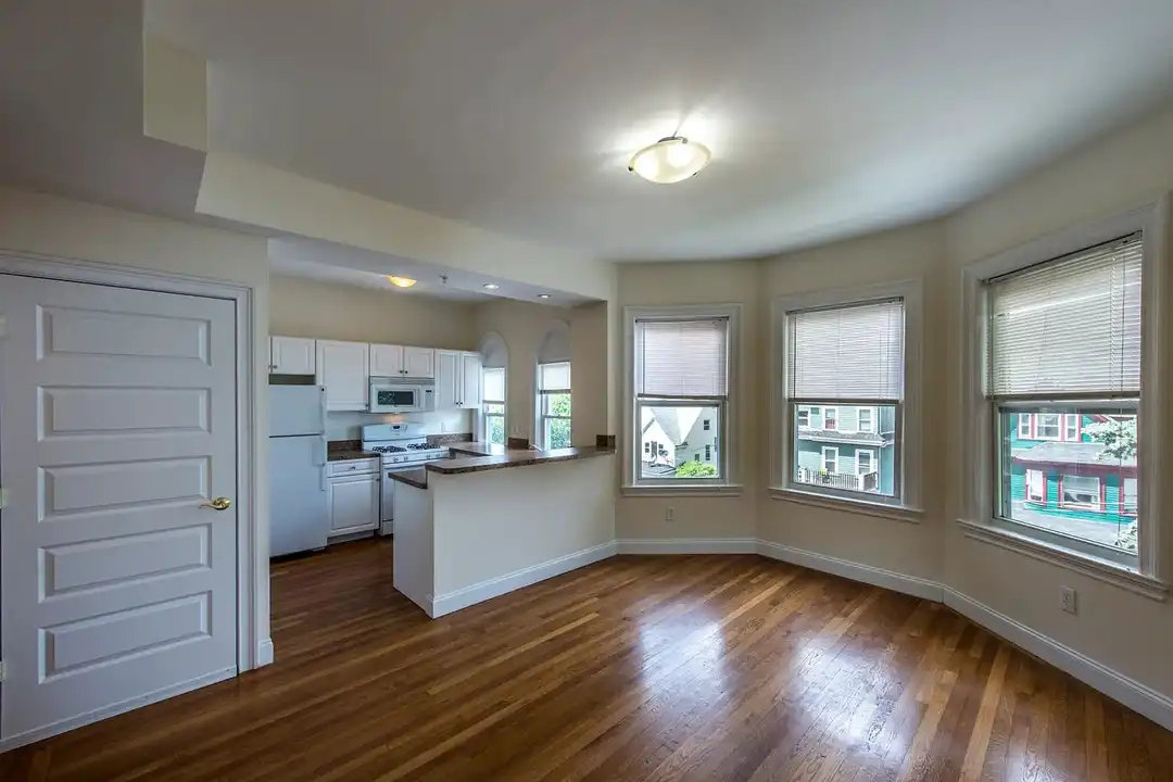 55 Ashford St - View 3