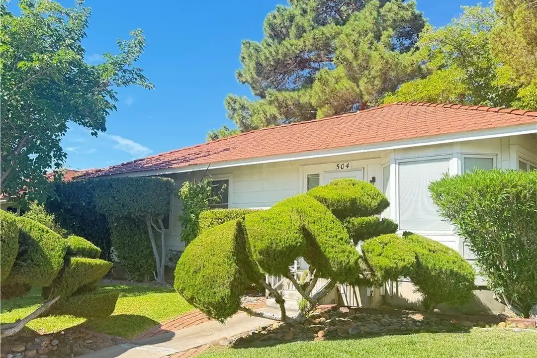 504 Cherry St - View 2