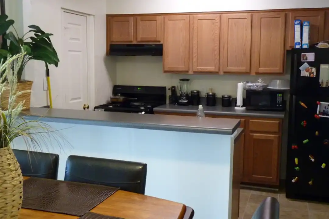 2301 Jefferson Ave unit 103 - View 6
