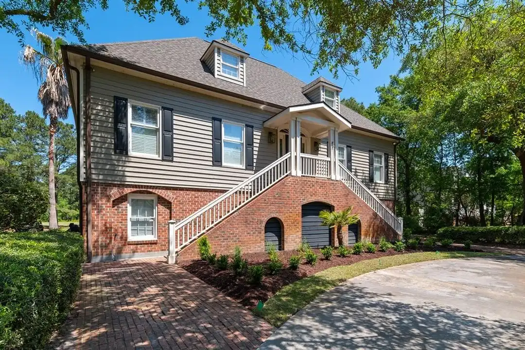 Apartment in Georgetown - More