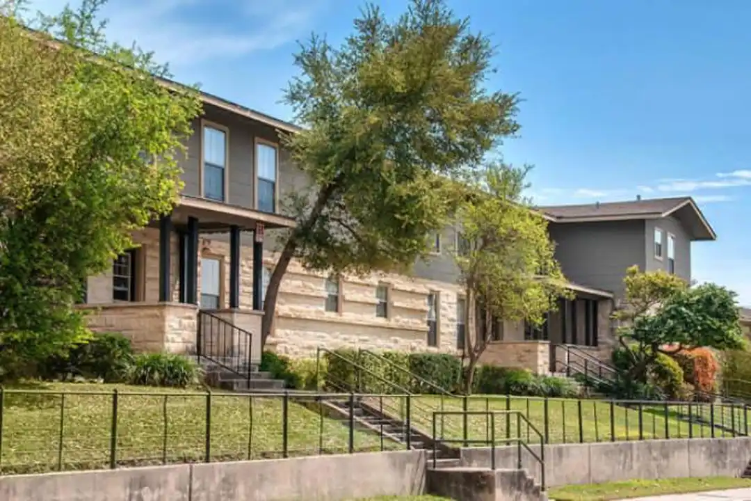 116 Vanderheck St unit # 610 - View 2