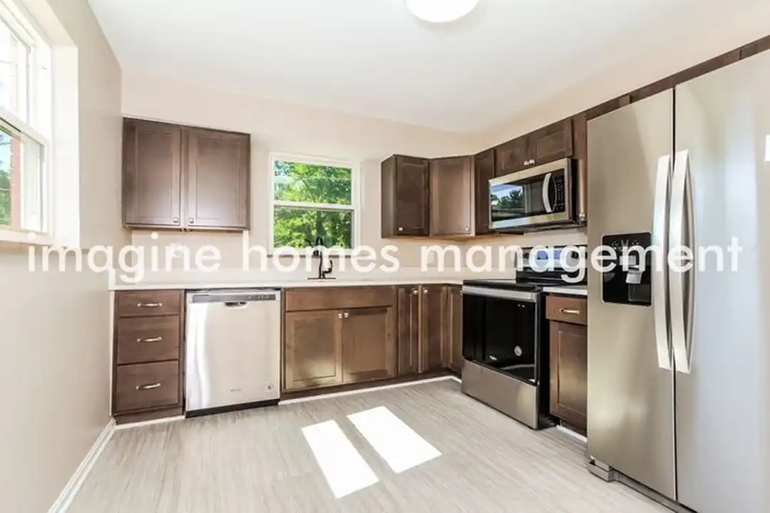 3999 S Whetzel Ave - View 6