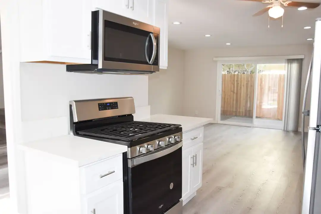 815 N Olive St unit Olive (815) #B - View 6