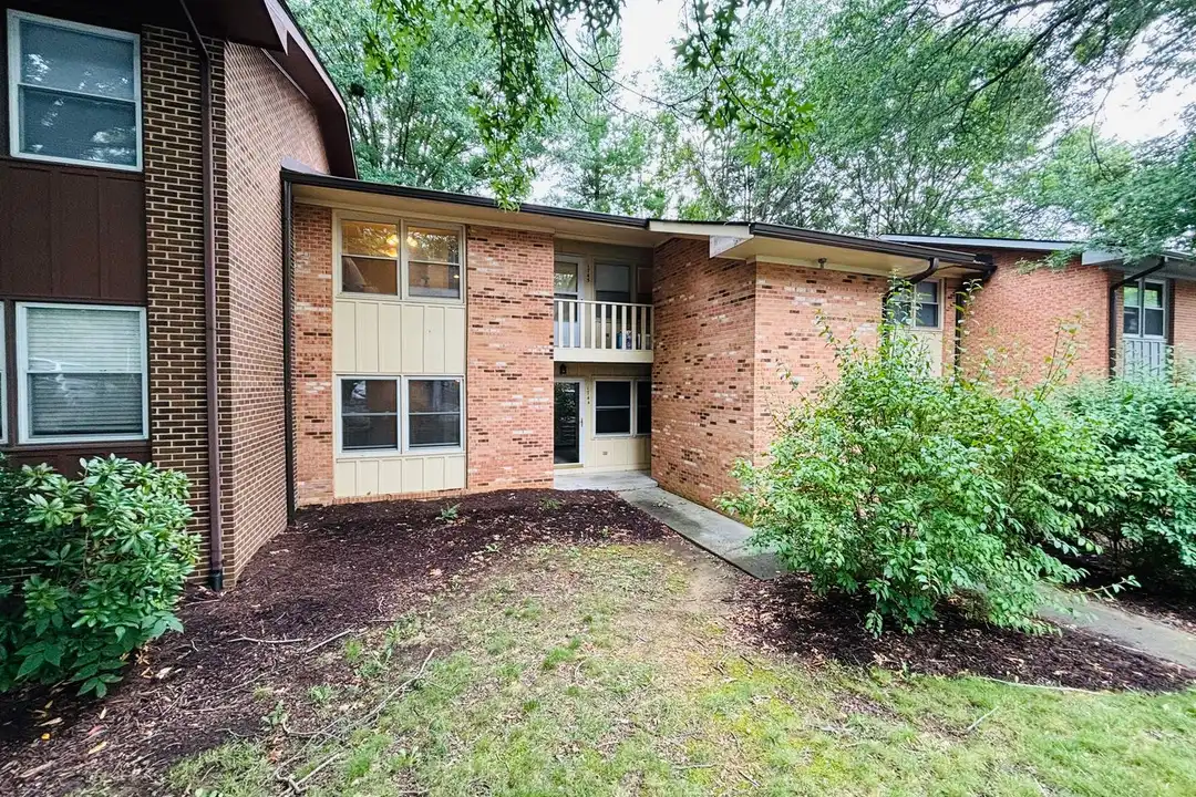 1744 Donlee Dr – photo 1