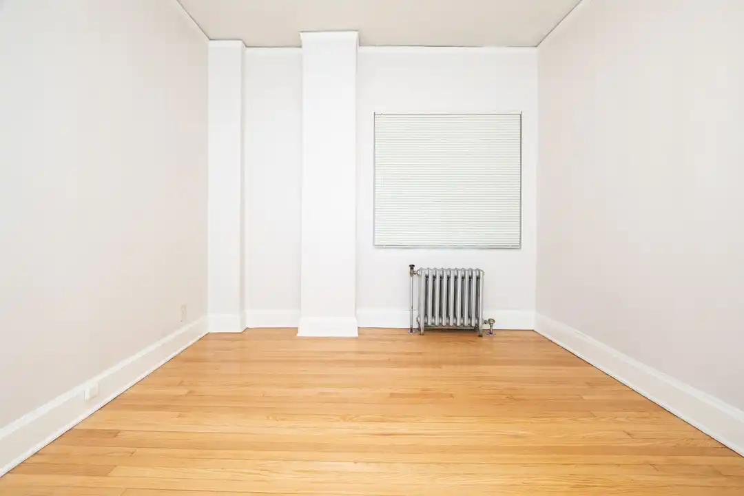 1431 SW Park Ave - View 2