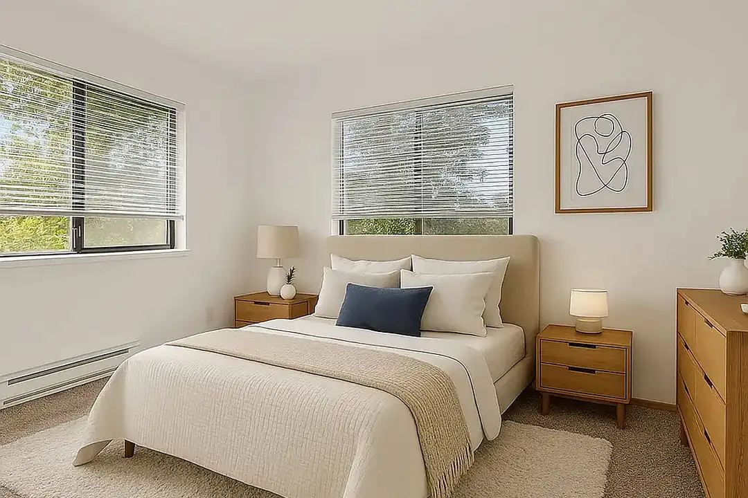 Apartment in Bremerton - View 3