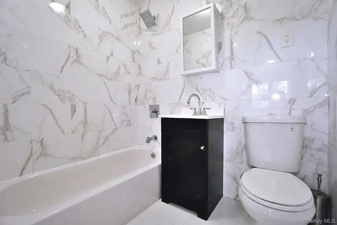 1187 New York Ave #3 - View 4