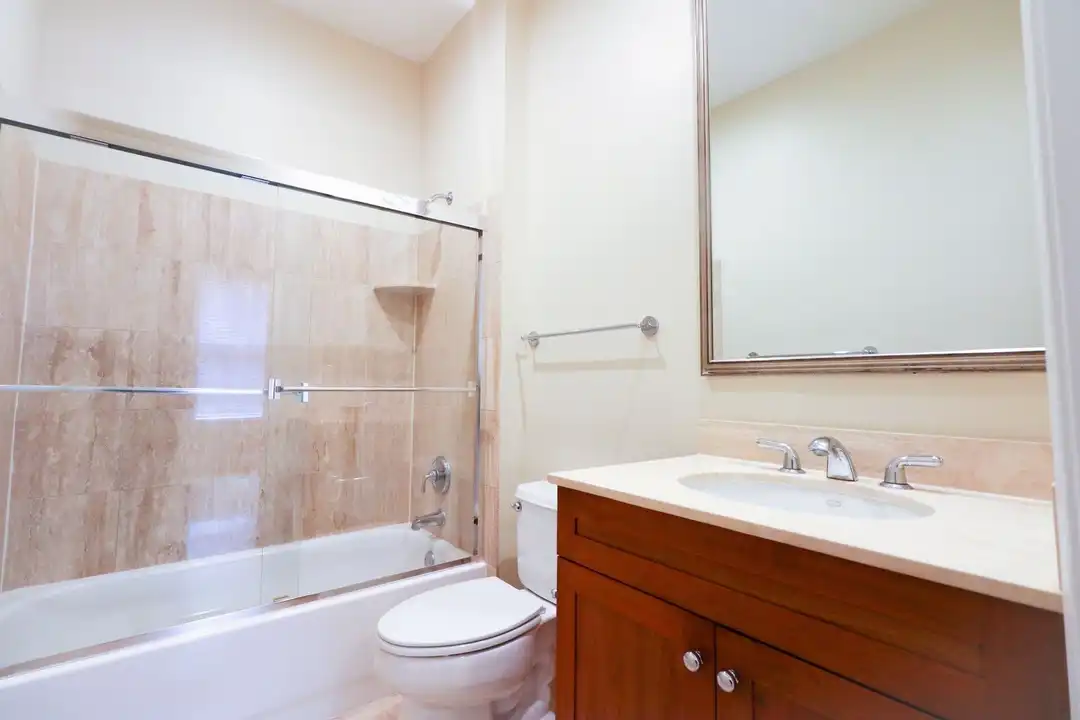 1640 16th St NW unit 503 - More