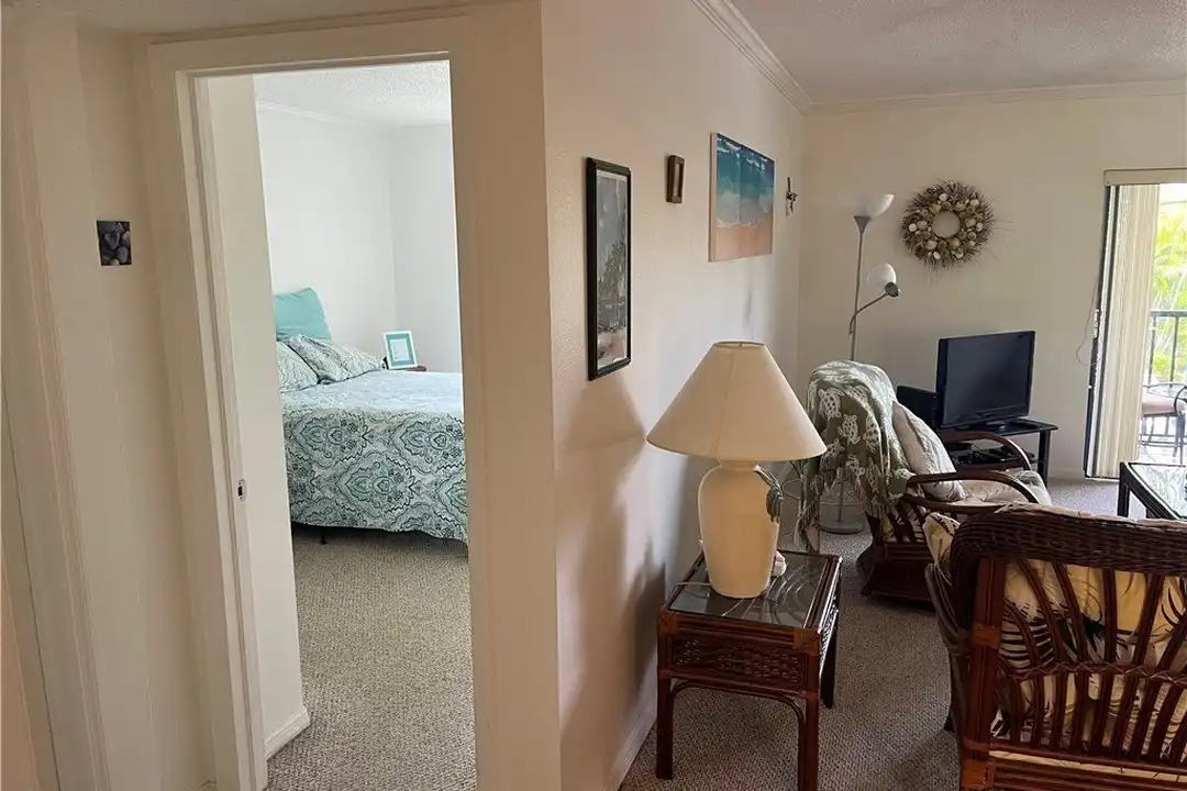 Apartment in Fort Myers - More