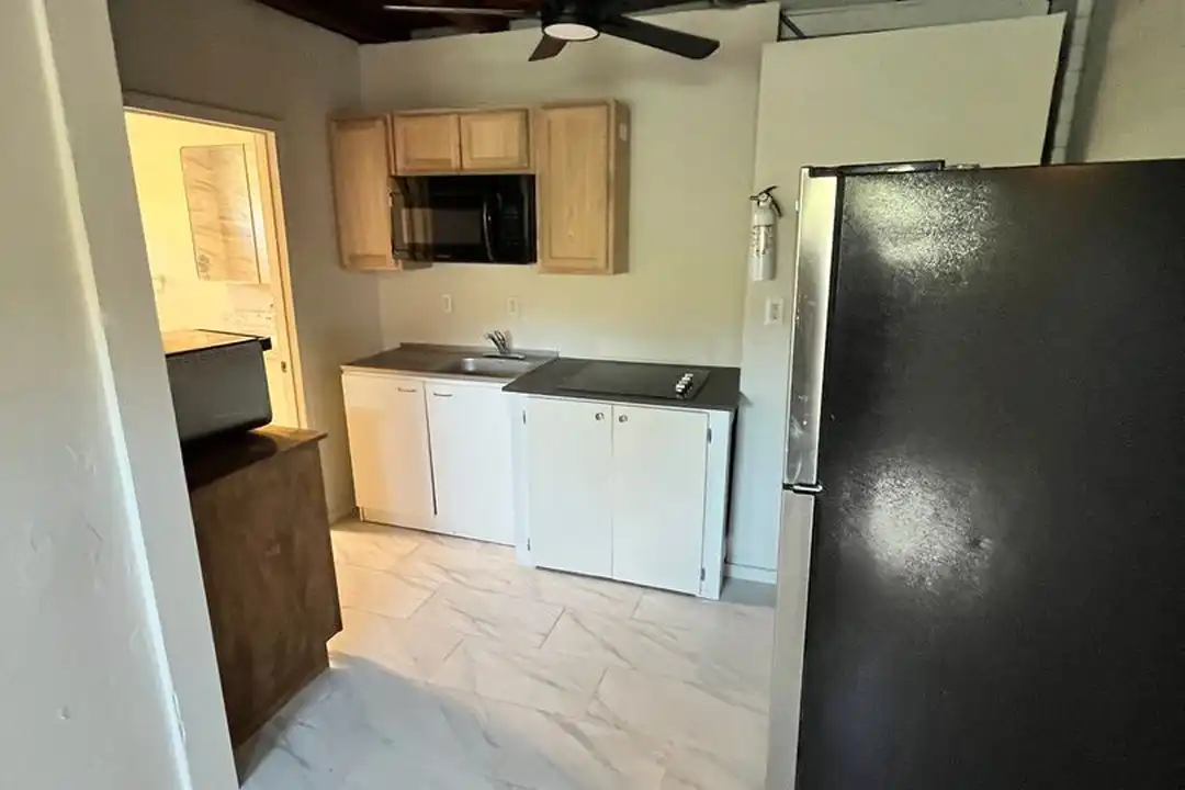 2220 E Grant Rd unit LO2220-B - View 3