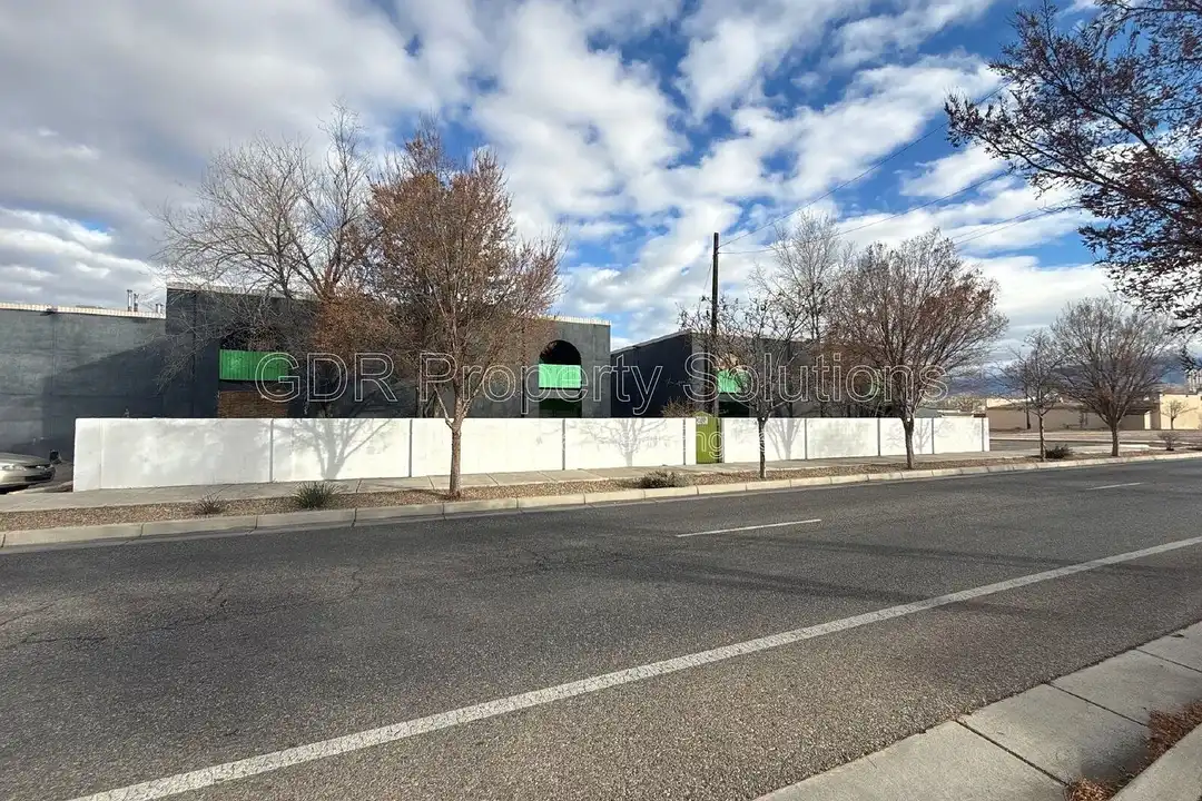 Apartment in Albuquerque - View 4
