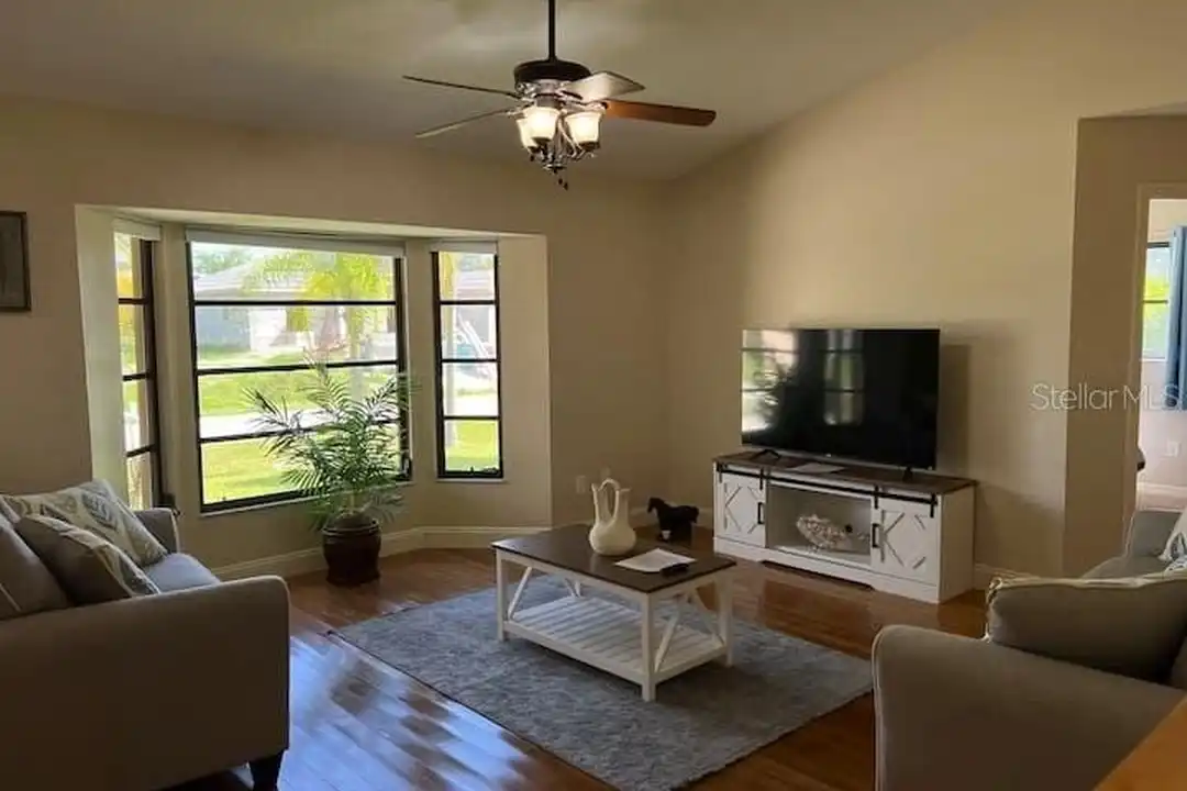 87 Mark Twain Ln - View 6