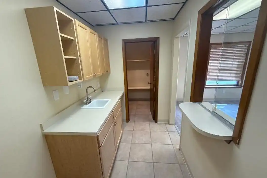 700 SE 5th Terrace - View 3