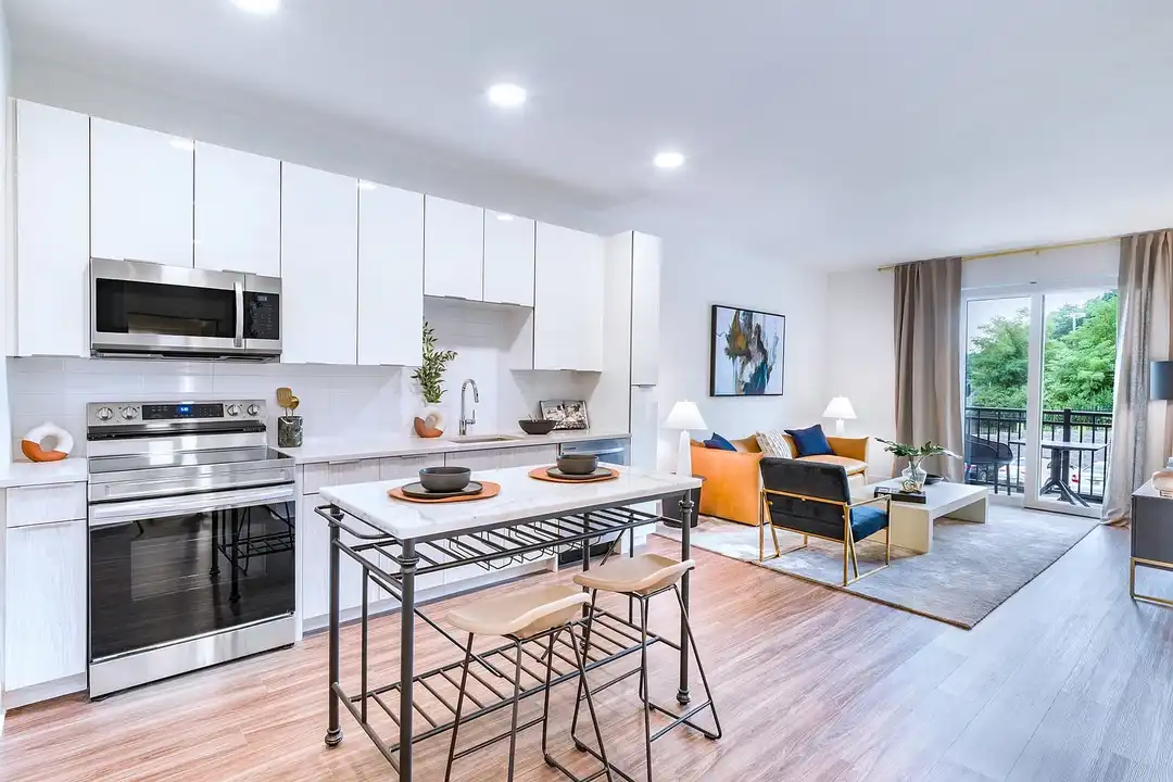 Modera Montville - 340 Changebridge Rd - Pine Brook, NJ | Rent.