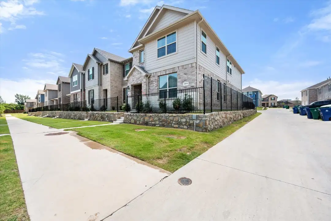 4813 Spirited Pathway - View 4
