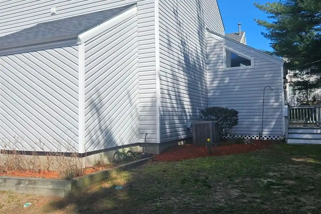 18 Landsdown Dr unit 18 - View 4