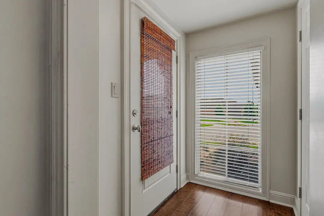 1016 Villa Dr unit A - View 6