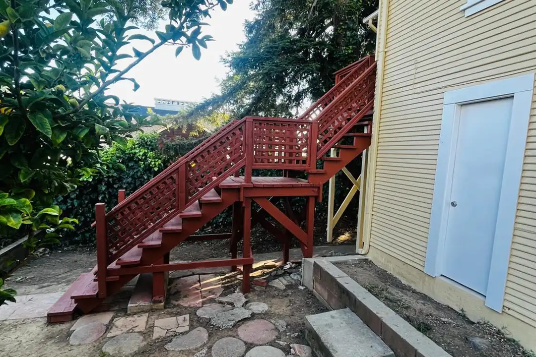 House in Vallejo - More