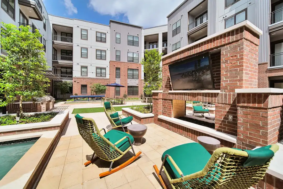 SYNC Sawyer Heights Apartments – photo 1
