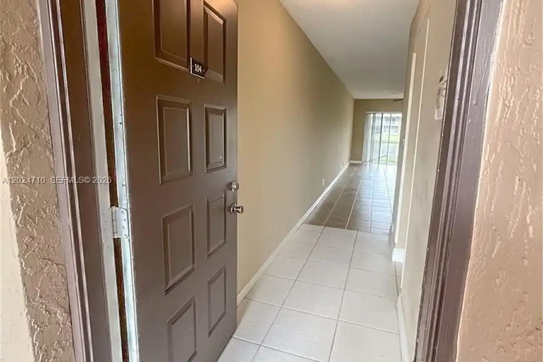 2829 N Course Dr #104 - View 4