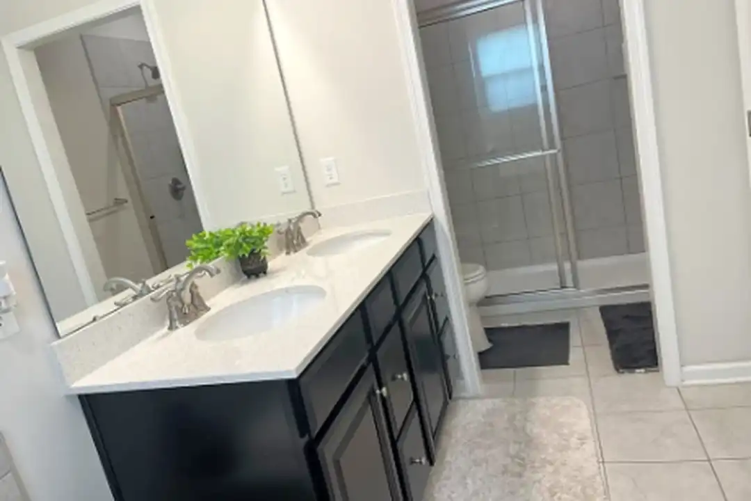 3006 Mahican Cir - More