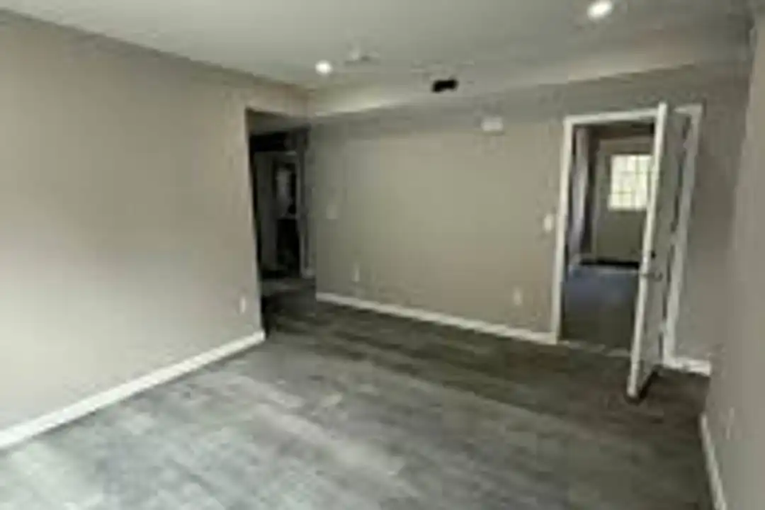 Apartment in Boston - View 5