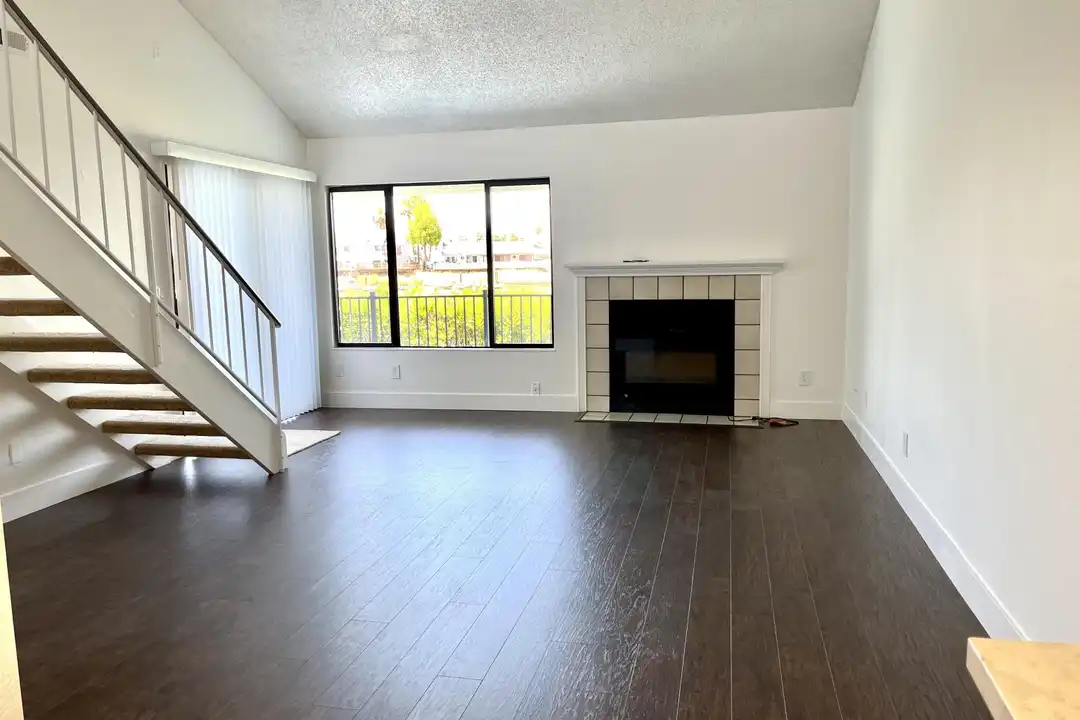 5651 Schooner Loop - View 5