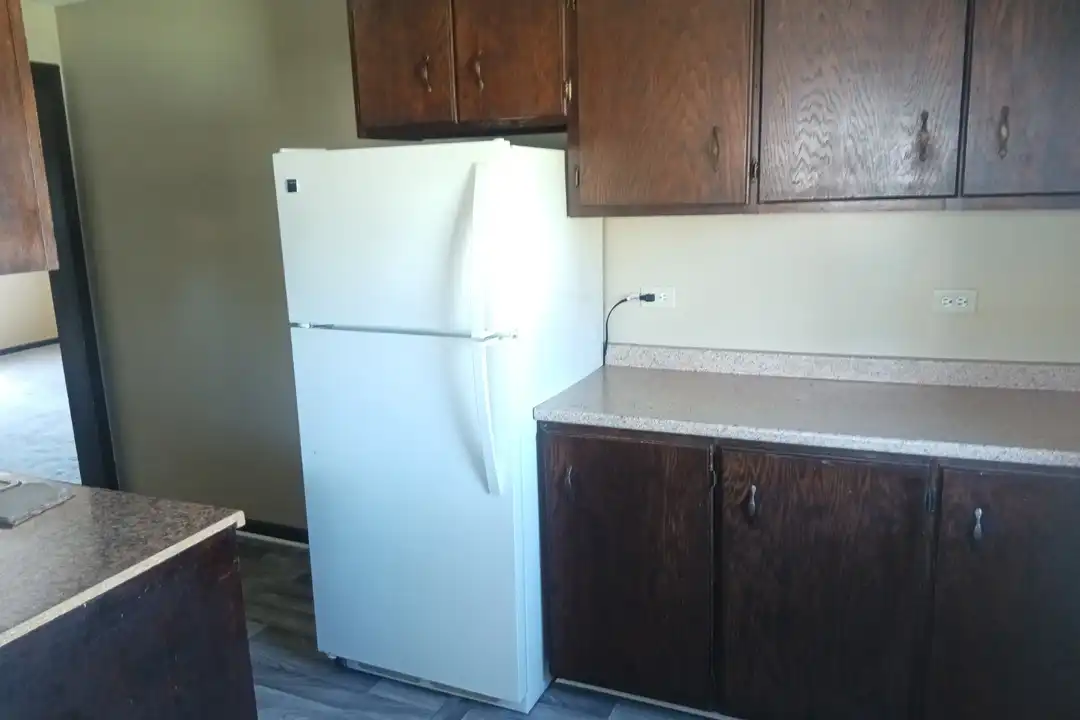 622 Broad Ave NW unit 2 – photo 1 of 5