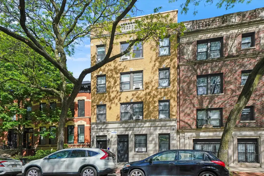 2119 N Sedgwick St unit B3 - View 2