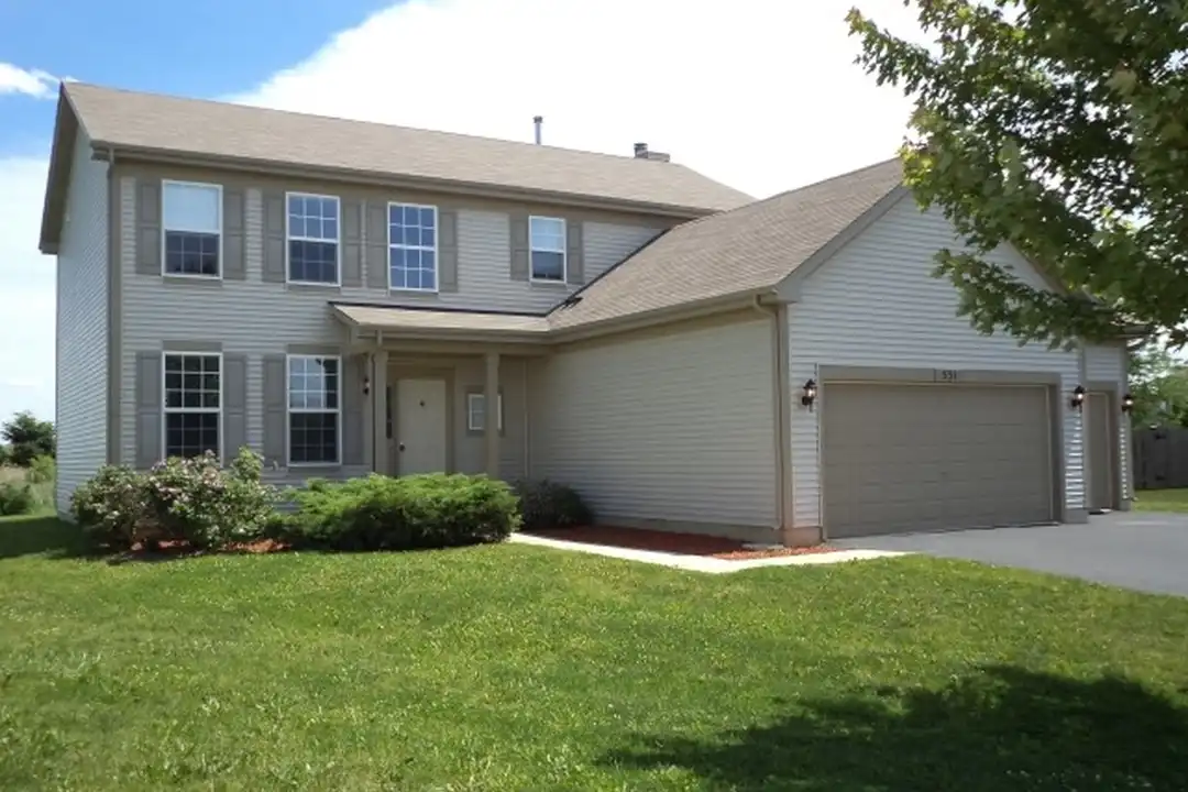 531 W Mara Lynn Ct – photo 1 of 2