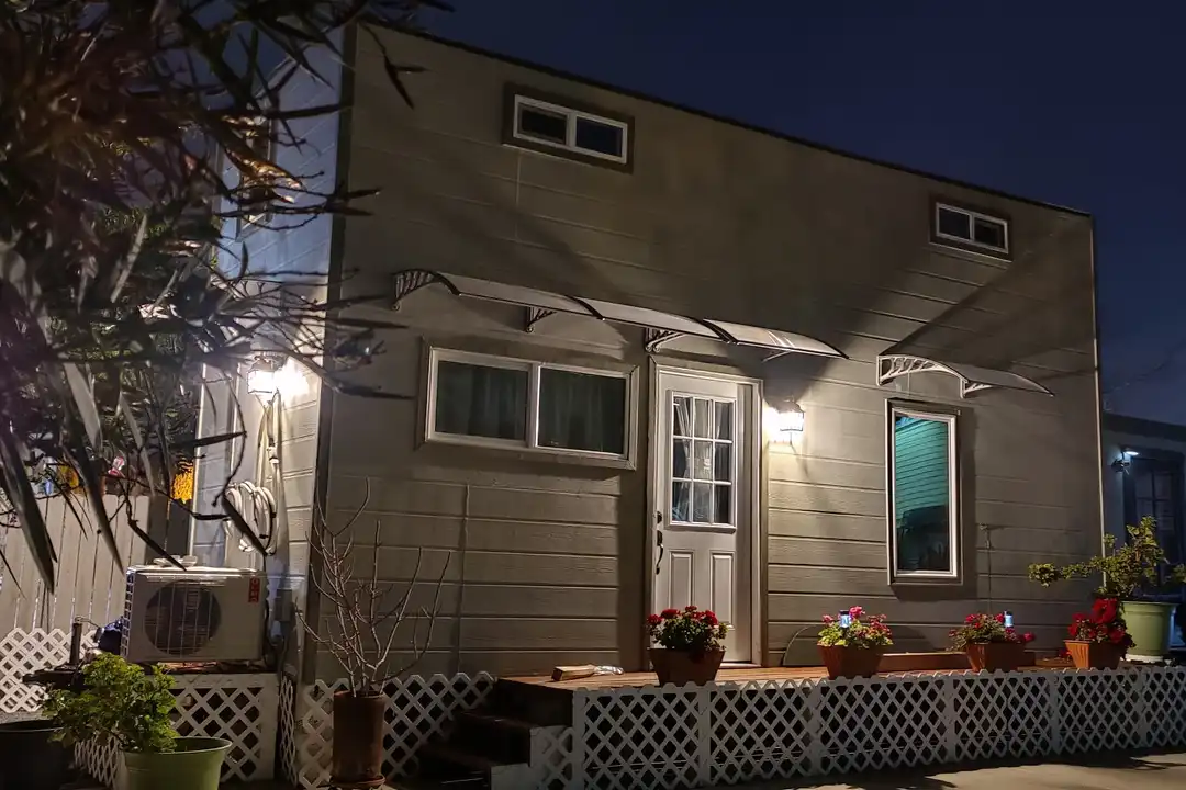 533 22nd St unit 2 – photo 1