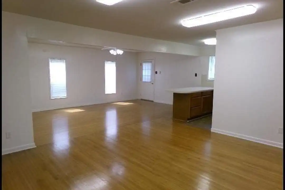 11423 Birchwood Dr - View 6