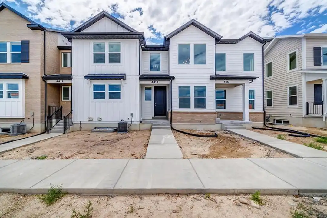 3904 Hardman Way – photo 1 of 26
