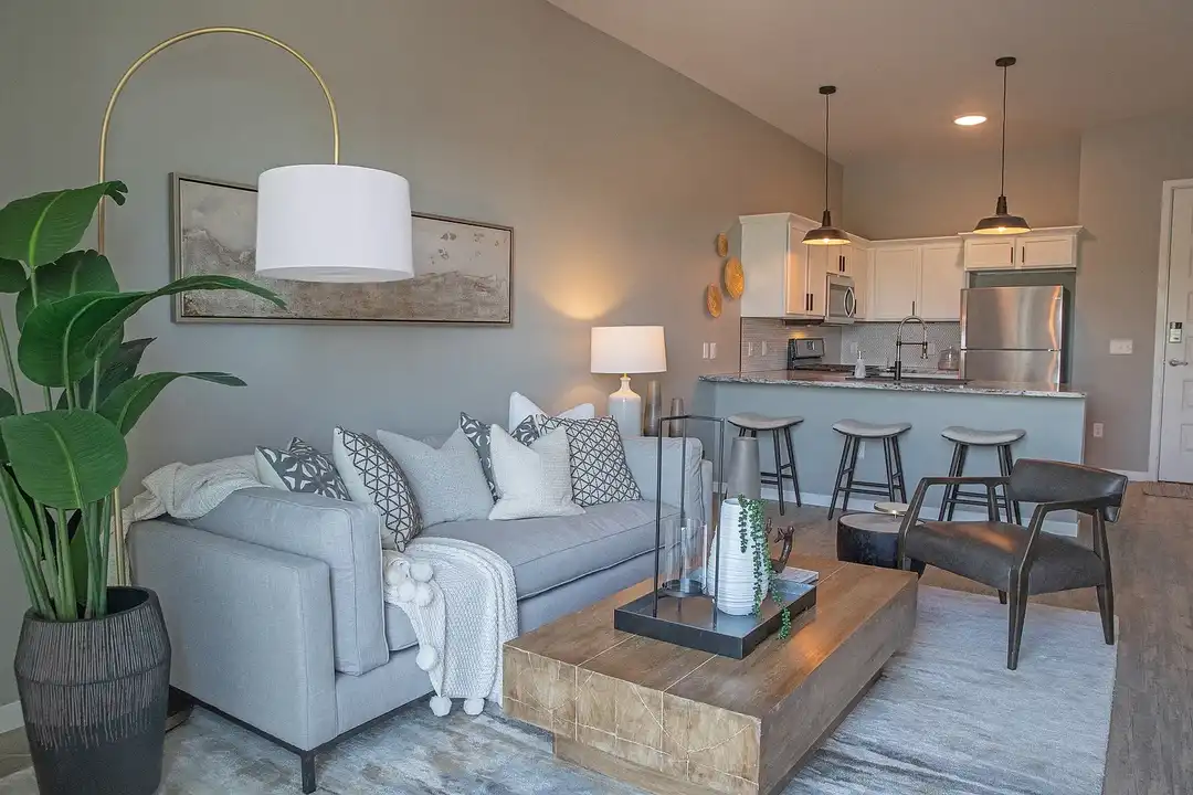 Apartment in Sioux Falls - View 2
