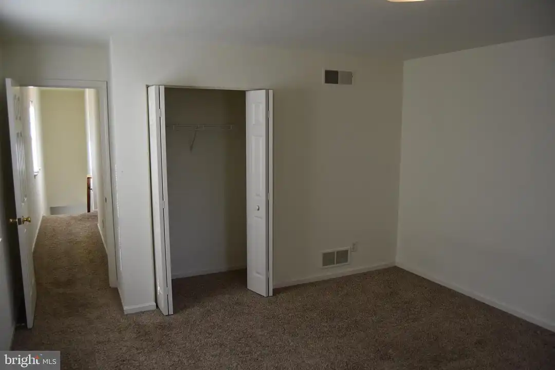 11 N 5th St - View 2